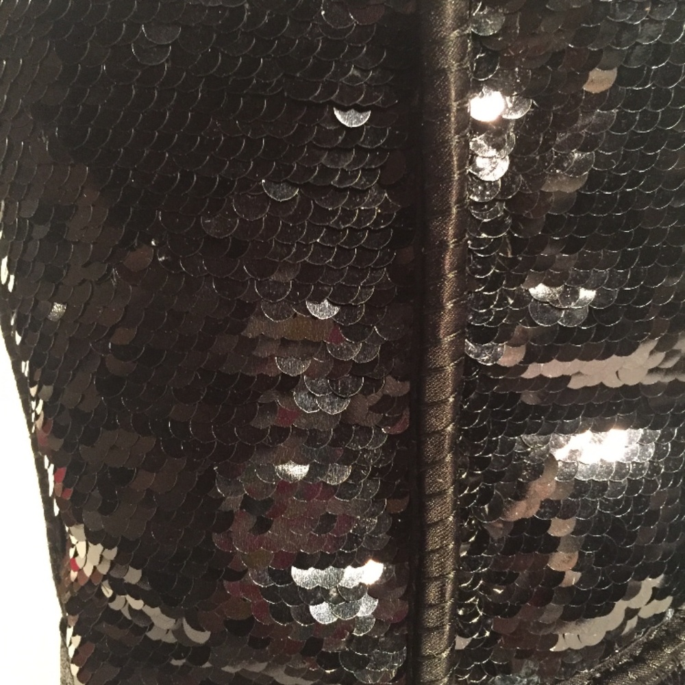 UGG Classic Short Black Sparkles Sequin Sheepskin - Picture 7 of 7